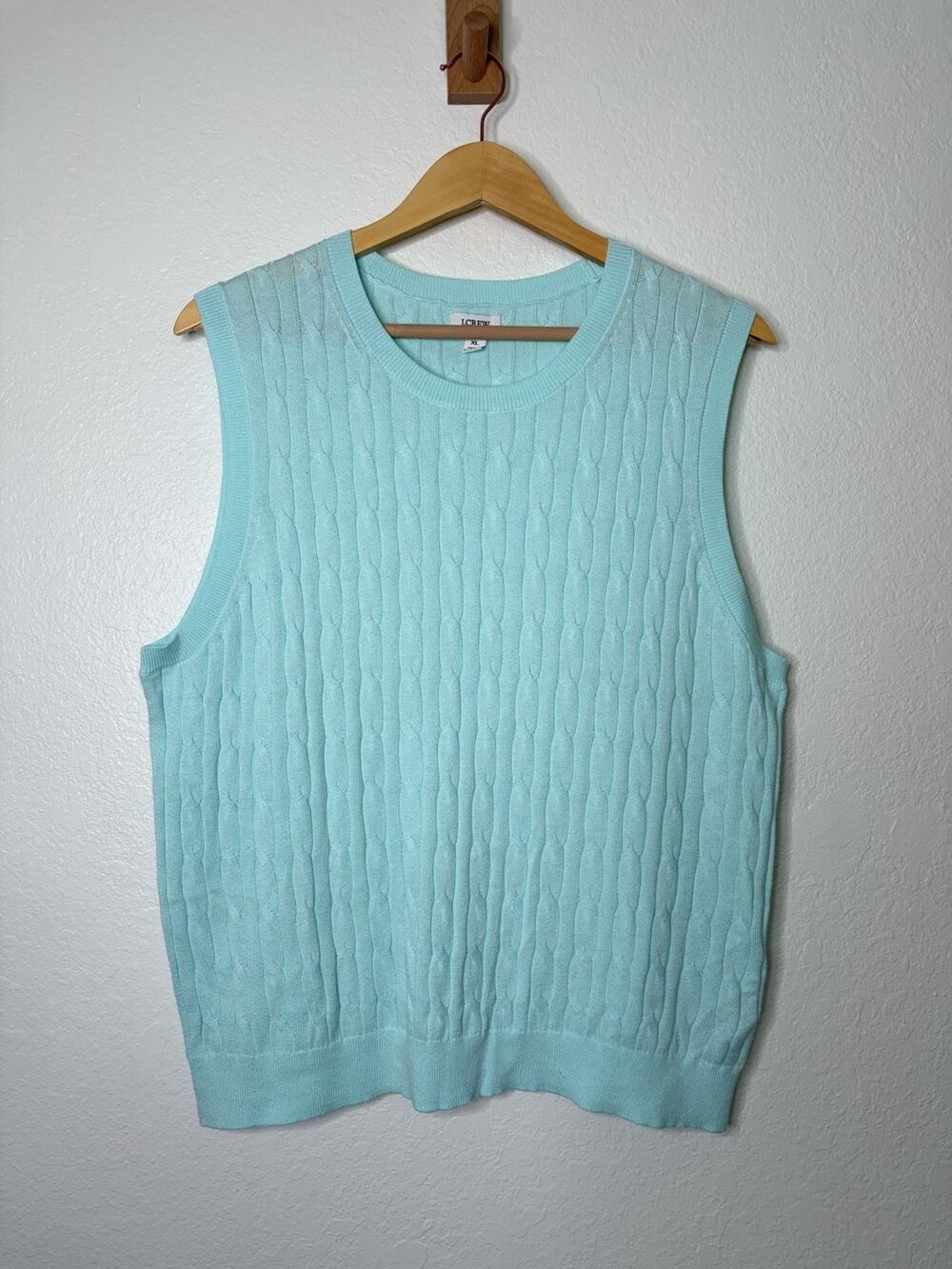 J. Crew Cable Knit Sweater Vest in Light Aqua Blue Size XL Modern Preppy
